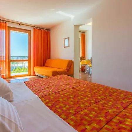 Apartments Loncaric Crikvenica Exterior photo