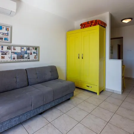 Apartments Loncaric Crikvenica Exterior photo