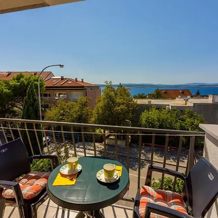 Apartments Loncaric Crikvenica Exterior photo