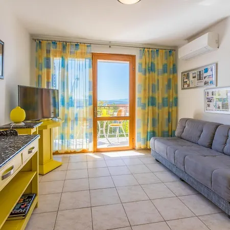 Apartments Loncaric Crikvenica Exterior photo