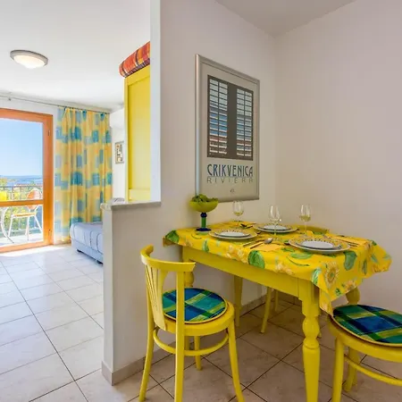 Apartments Loncaric Crikvenica Exterior photo