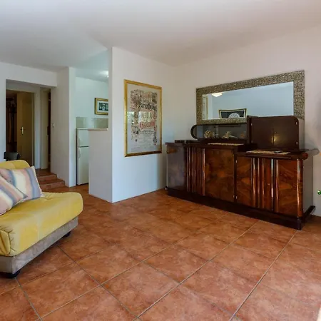 Apartments Loncaric Crikvenica Exterior photo