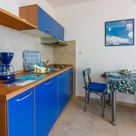 Apartments Loncaric Crikvenica Exterior photo