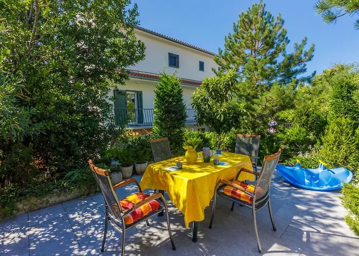 Apartments Loncaric